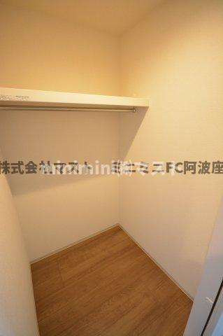 GRAND VILLASSE 福島の収納|※別号室参考写真