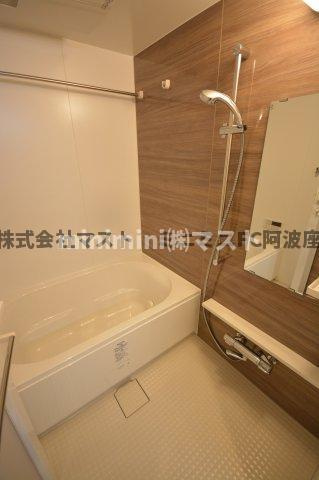 GRAND VILLASSE 福島の浴室|※別号室参考写真
