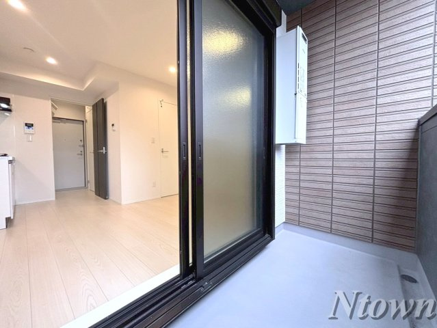 【バルコニー】 | Cherim 本陣十王町 South | 暖かな日差しのふりそそぐバルコニー