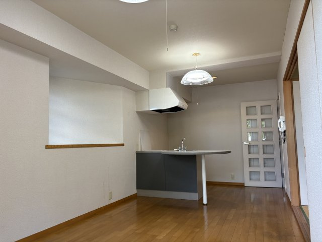 河津町　アベイル河津の居間・リビング