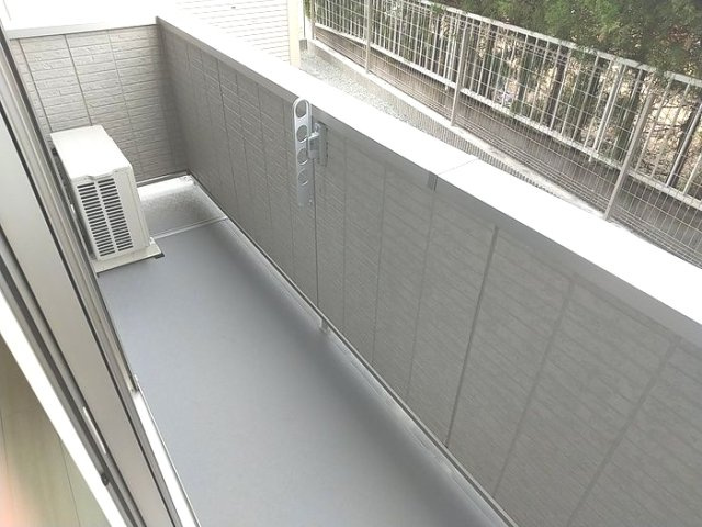 マーメゾン　東田中のバルコニー