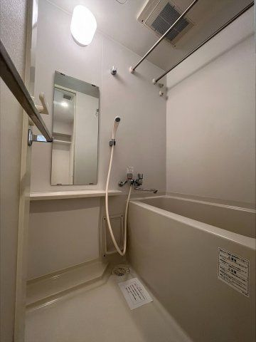 エスティメゾン登戸の浴室|別部屋の参考写真です。