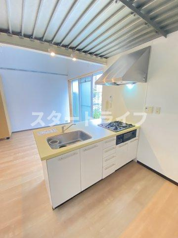 大阪市淀川区西三国１丁目の賃貸マンションのキッチン