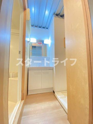 大阪市淀川区西三国１丁目の賃貸マンションの洗面所