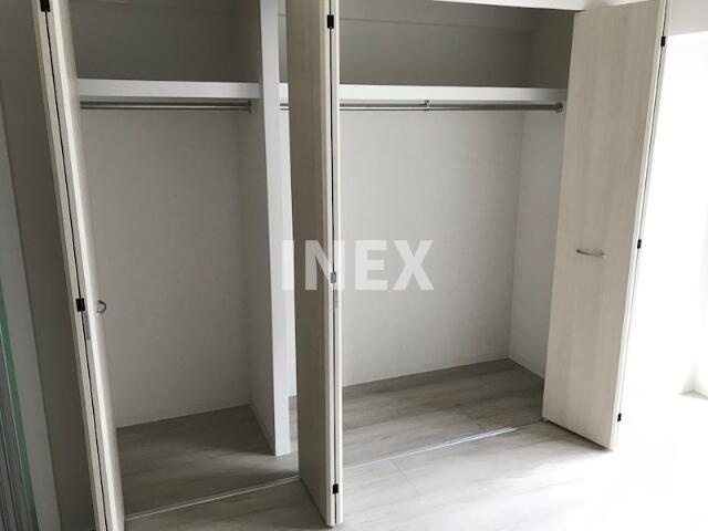 横浜市港北区新横浜３丁目の賃貸マンションの収納|クローゼット。