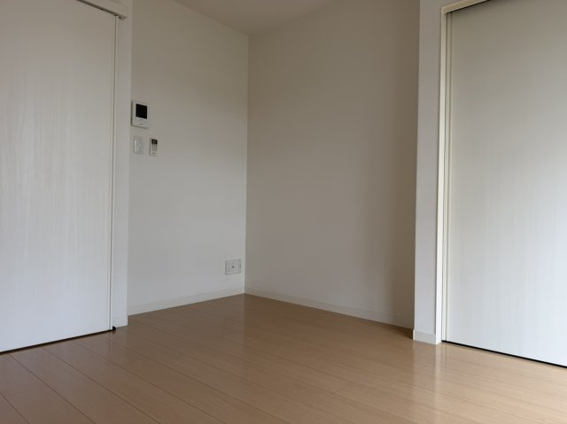 【寝室】