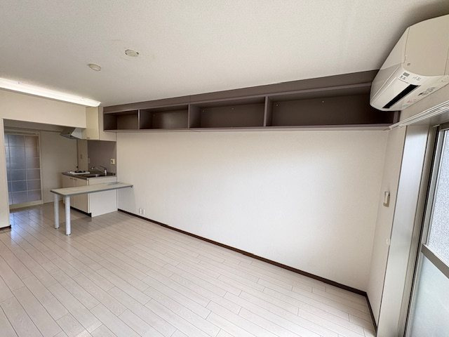 ジュネス藤 の居間・リビング
