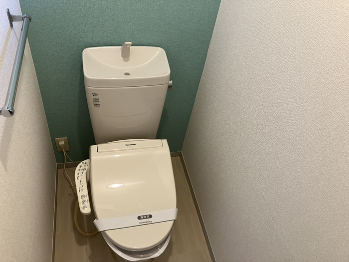 セジュール学園前のトイレ|温水洗浄暖房便座