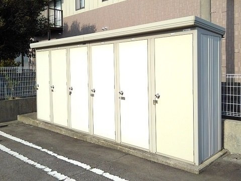 シュシュの設備