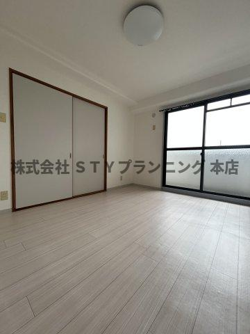仲介手数料0円！WESTCREEKの洋室
