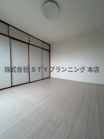 仲介手数料0円！WESTCREEKの洋室