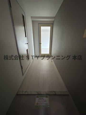 仲介手数料0円！WESTCREEKの玄関