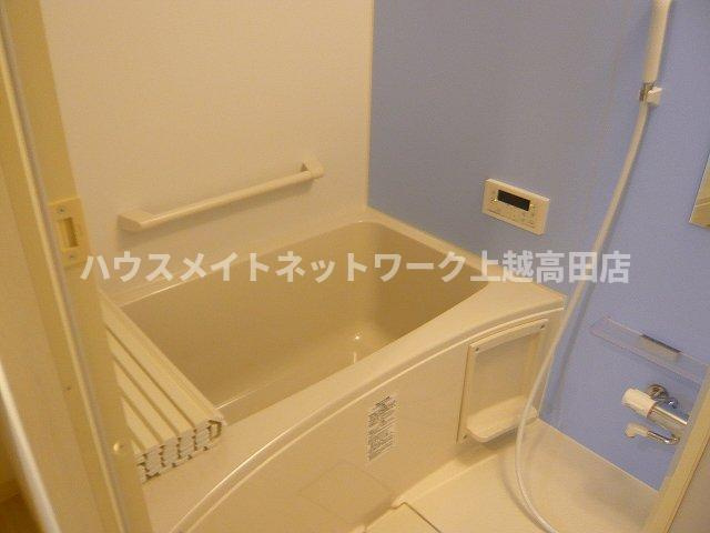 ミカエル高田の浴室|浴室（追焚機能付）