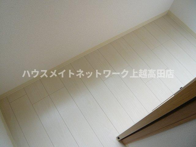 ミカエル高田のバルコニー|サンルーム