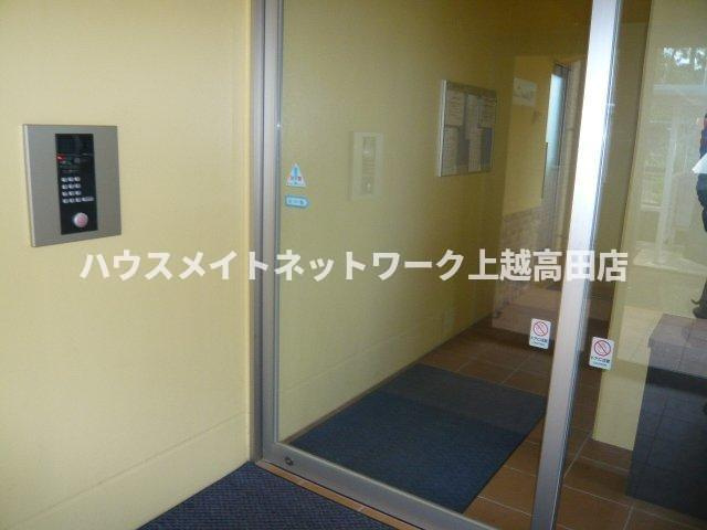 ミカエル高田のエントランス|オートロック