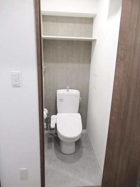 ランティエ御幣島のトイレ|落ち着いた色調のトイレです