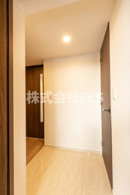 港区赤坂７丁目の賃貸マンションの玄関