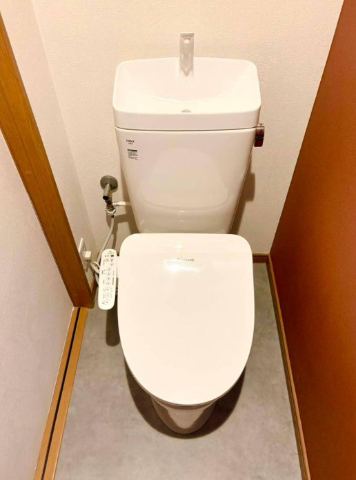 淀川区三津屋南３丁目　中古戸建のトイレ|シンプルで使いやすいトイレです