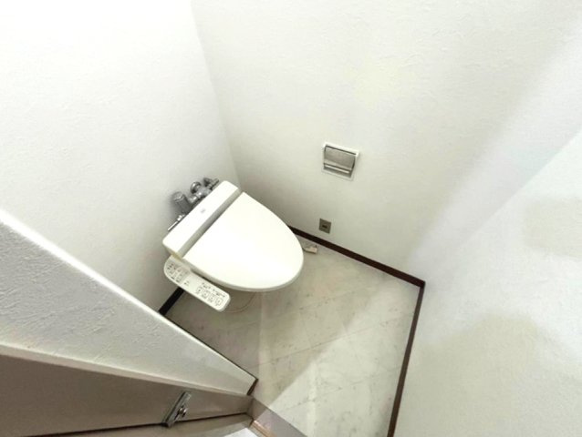 ローズハイツ芦屋のトイレ|新生活にふさわしい、キレイなお部屋をご用意しています。
