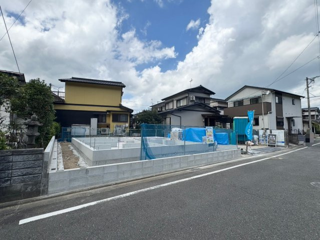 【前面道路含む現地写真】の画像