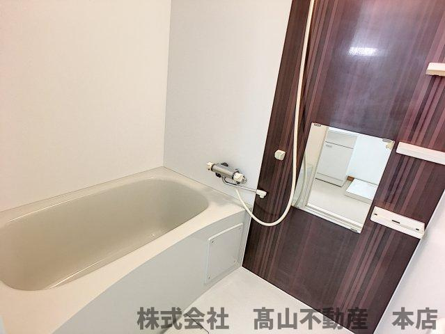 宗像市名残の賃貸マンションの浴室