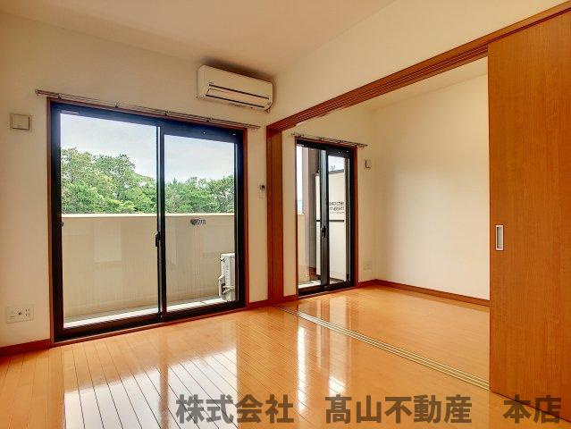 宗像市名残の賃貸マンションの洋室
