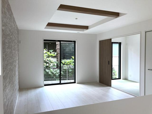 日高市高萩東13期　新築戸建の居間・リビング