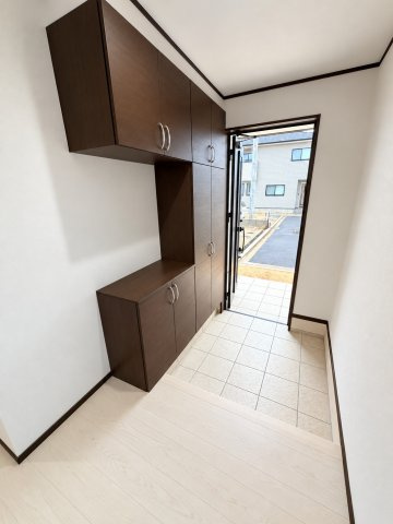 ☆選べる家具プレゼント☆伊予郡松前町大字北黒田の玄関
