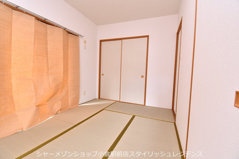 シャトレ大手町N棟の収納