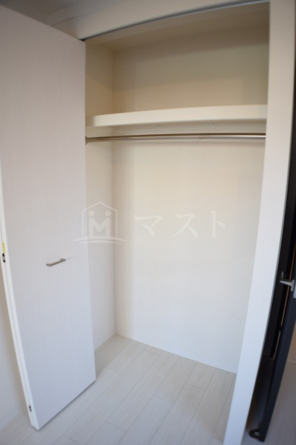 エスリード難波グレイスの収納|※同マンション別間取り参考写真です