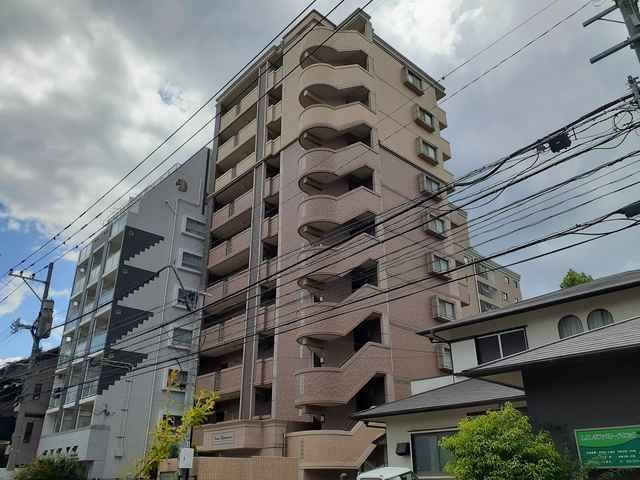 ルネス六本松の外観