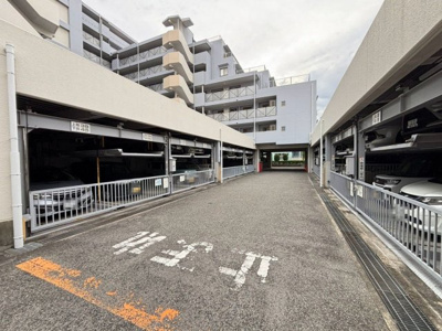 【駐車場】 | ライフステージ新金岡 | お家探しを始めてみようと思われたら是非【イエストア】までお気軽にご相談下さいませ♪