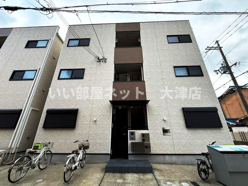 IMA Studios 京都椥辻の外観