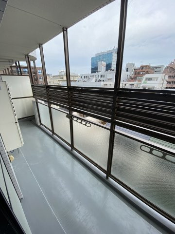 ルミナス本山のバルコニー
