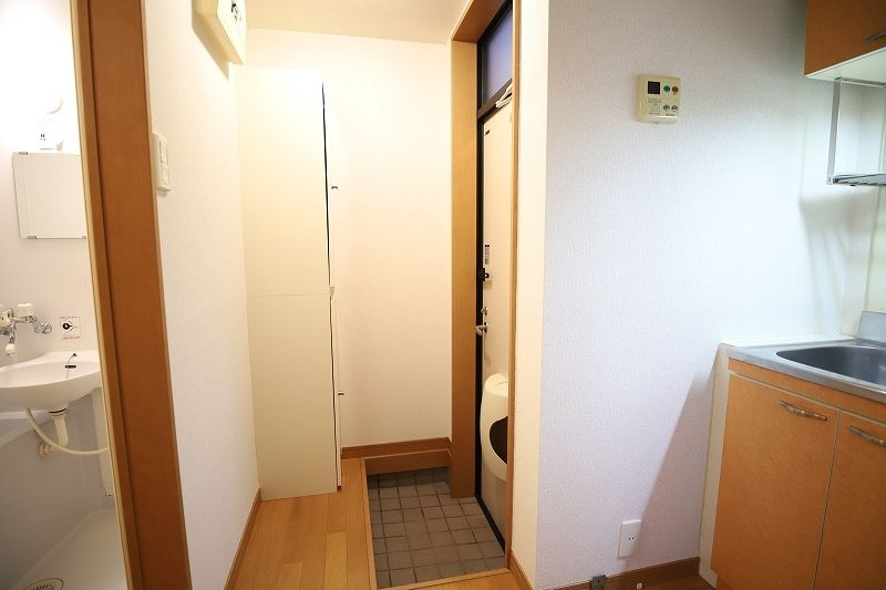 フォンテーヌ西新 115の内装