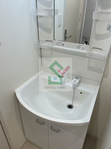 リブリカーサ所沢の独立洗面台