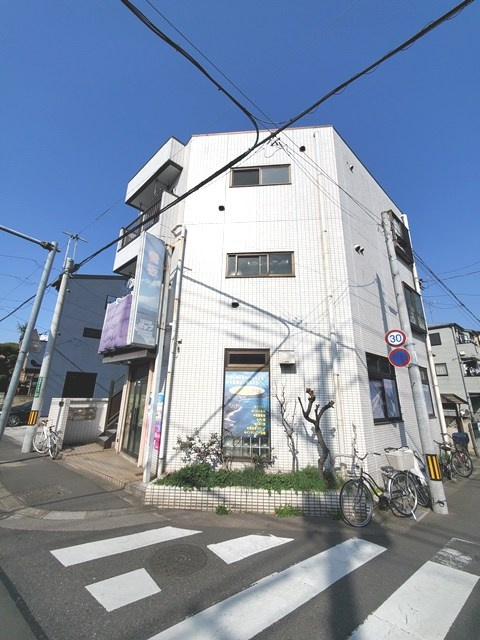 林ビル の外観