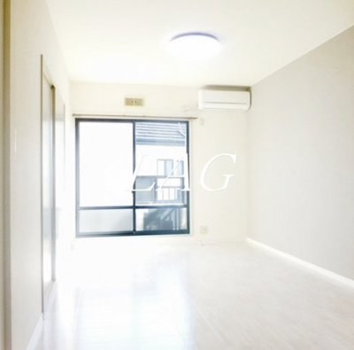 【居間・リビング】 | ビーライン日信Ｂ | 洋室のお部屋です。