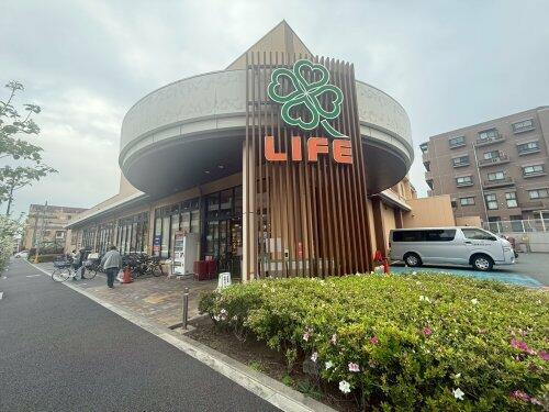 ライフ上池台店まで561m