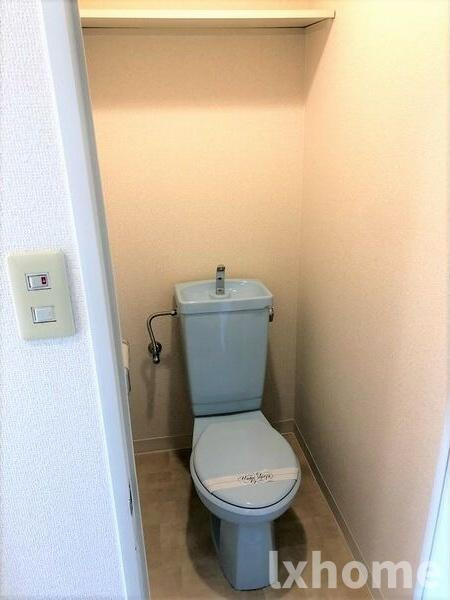 フォレスタ19のトイレ|清潔感のあるトイレです