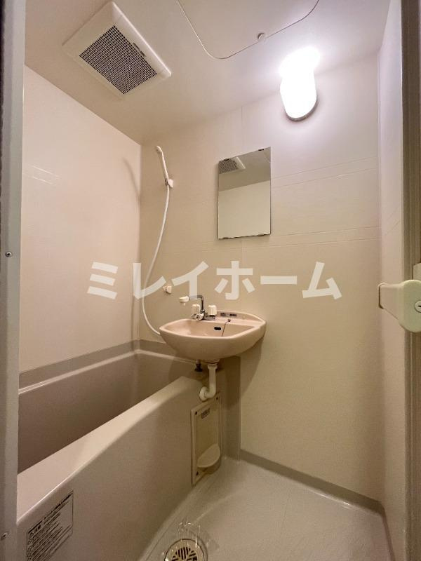 プリムローズの浴室|同建物内、別のお部屋の参考写真になります。