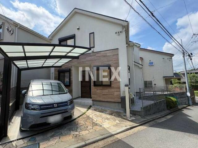 横浜市港北区菊名５丁目の一戸建ての外観