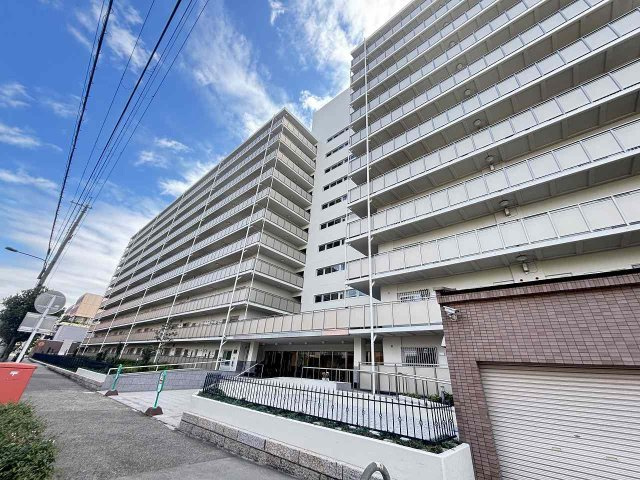 深草西浦住宅の外観