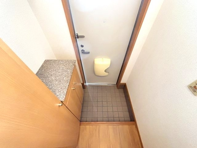 メトロノームＡ棟の玄関