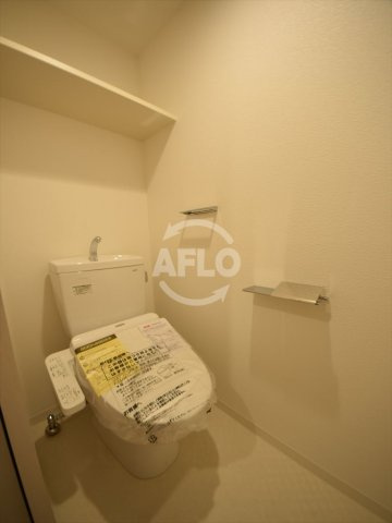 レオンコンフォート大手前ラトゥールのトイレ|レオンコンフォート大手前ラトゥール　温水洗浄便座