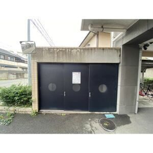 O2(オーツー)の駐車場