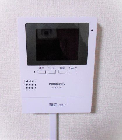 フォレスタ流山のセキュリティ|モニター付きインターホン