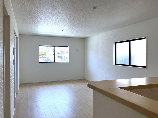鶴ヶ島市中新田第6　新築戸建の居間・リビング