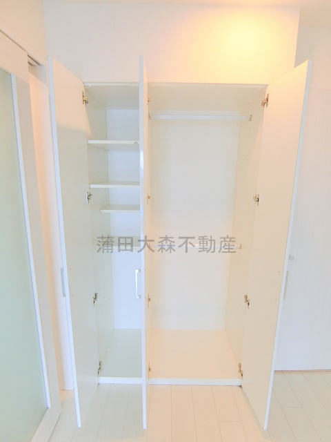 パークアクシス蒲田ステーションゲートの収納|洋室4帖収納　クローゼット