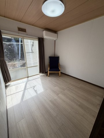インセンス馬堀町の居間・リビング